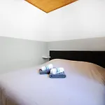 5 Entre 2 Et 4 Personne Ferienhaus *