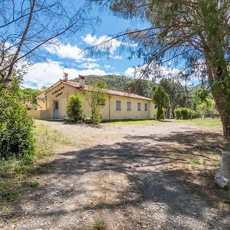 5 Entre 2 Et 4 Personne Holiday home Reynes